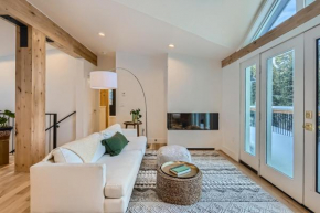 NEW LISTING! Quandary View Retreat home